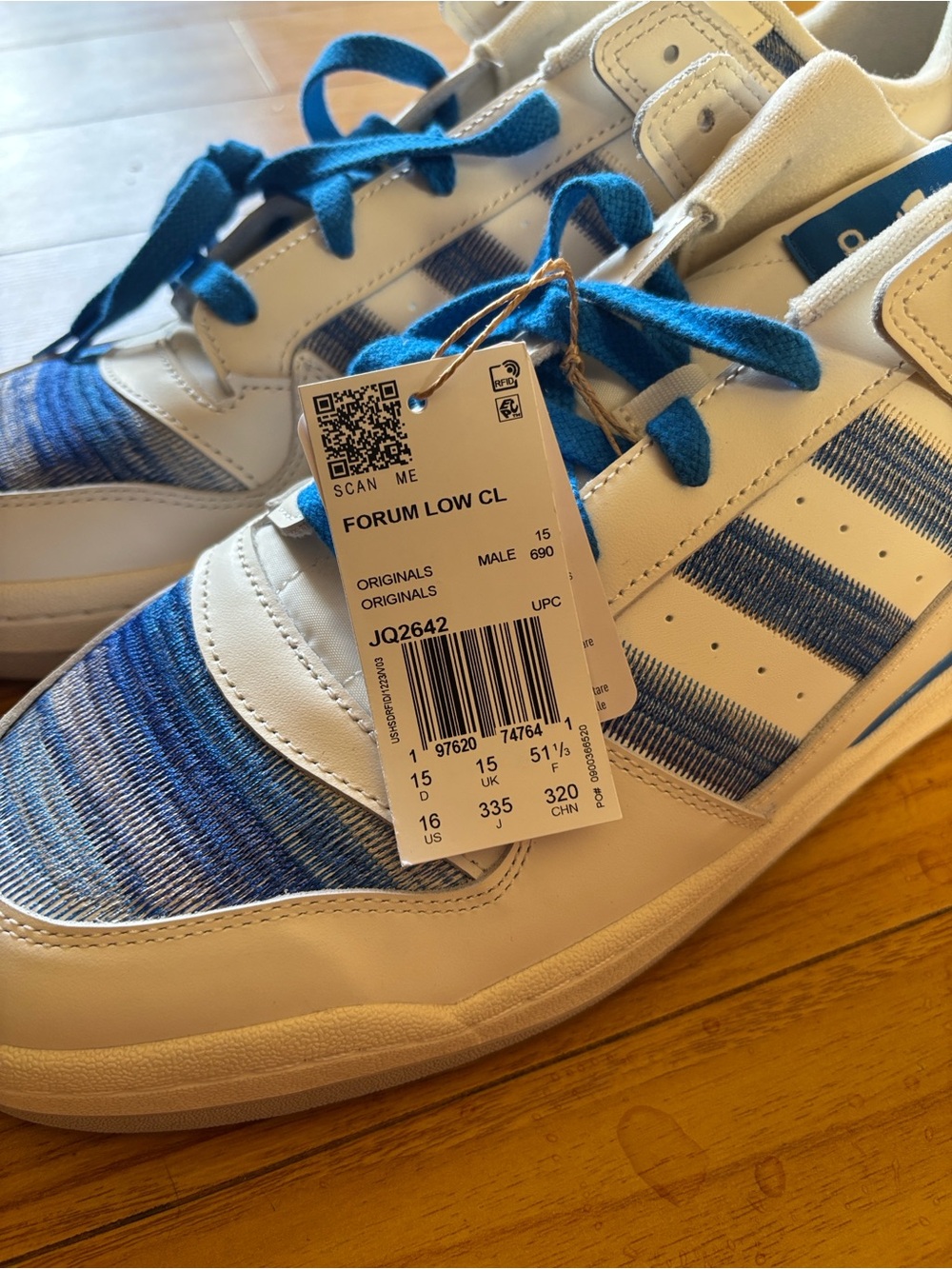 adidas Forum Low CL White and Blue Men's Sneakers. New without original box